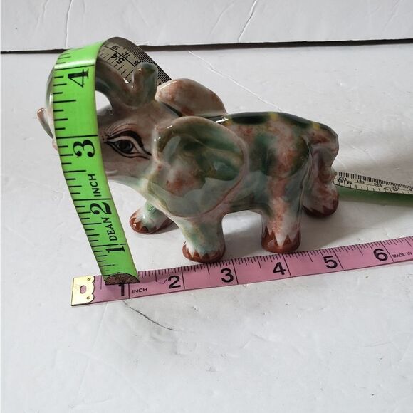 Elephant Figurine Signed - Picture 11 of 12